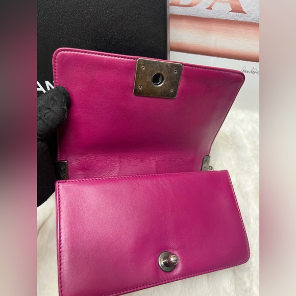 CHANEL Pink Velvet Quilted Small Boy Bag-17334532 - Picture 10 of 15